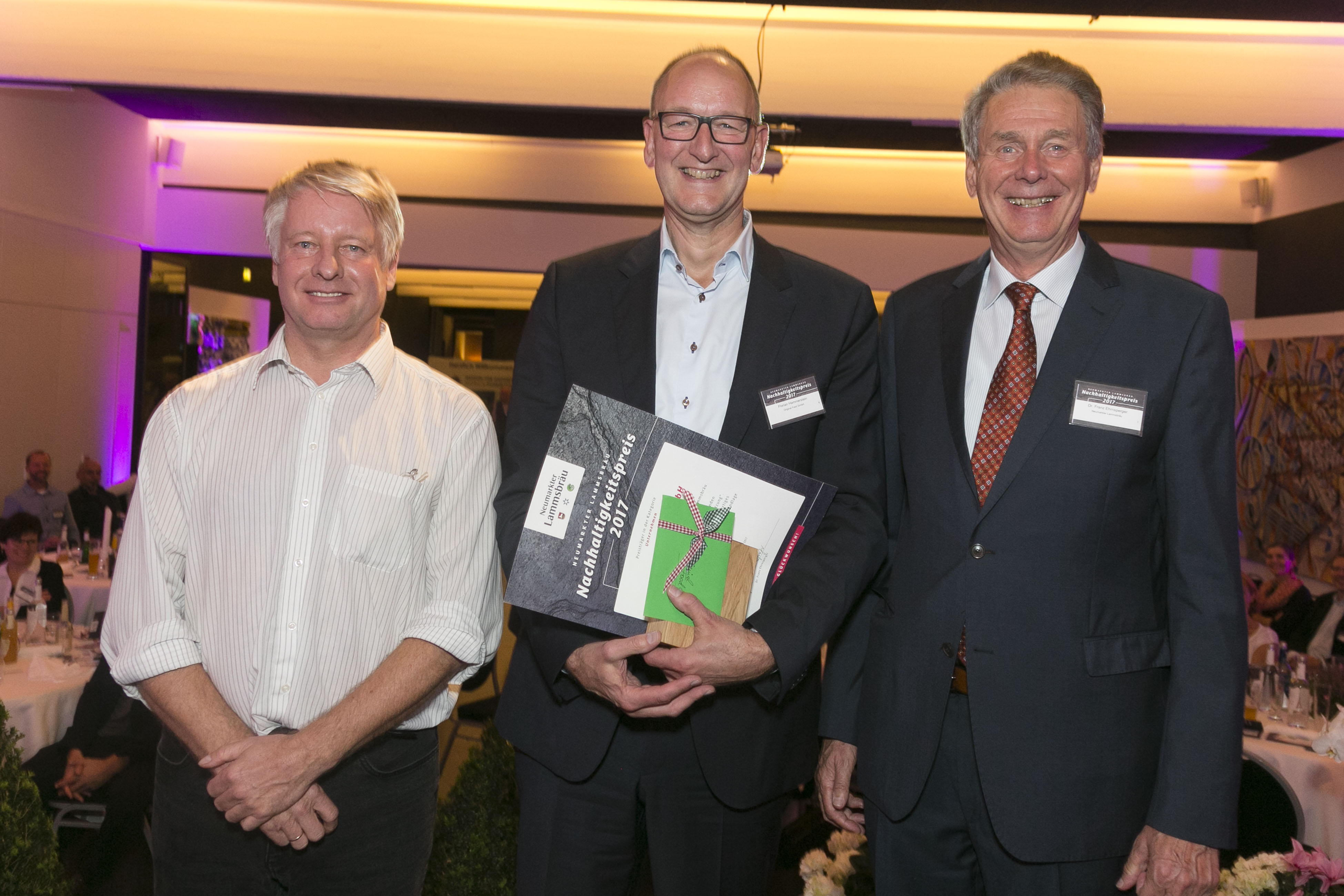 tl_files/kaffaland/00-news/Nachhaltigkeitspreis 2017.JPG